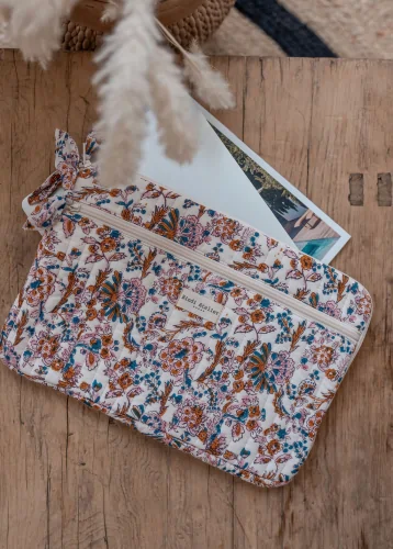 Pochette d'ordinateur imprimée au blockprint Bindi Atelier - Kiala Bloom