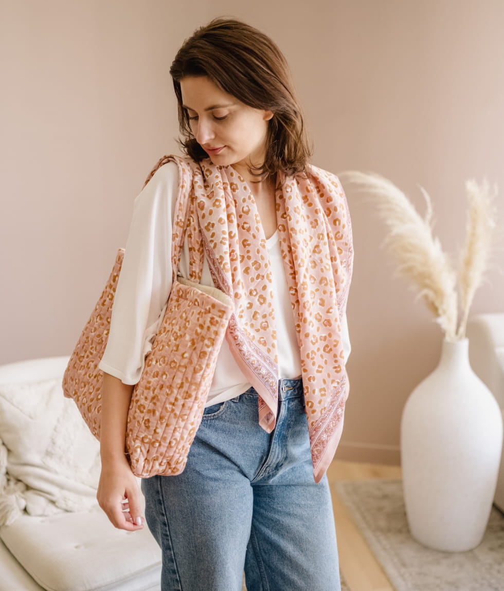Grand foulard léopard - Bengal Blush