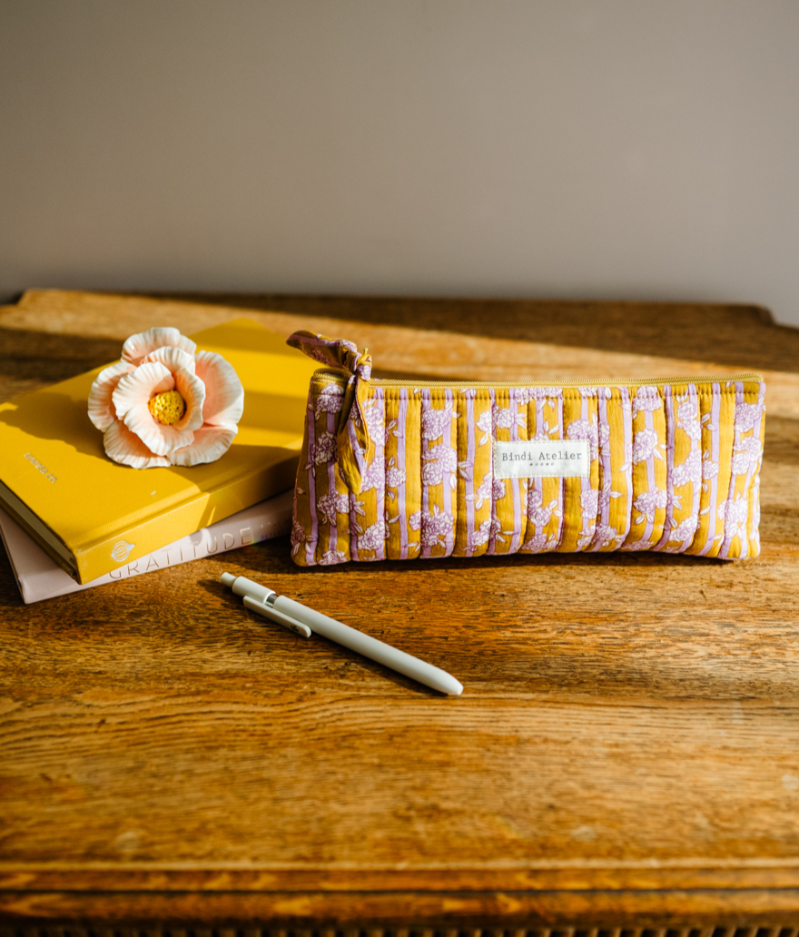 Pencil case - Mona Kaki