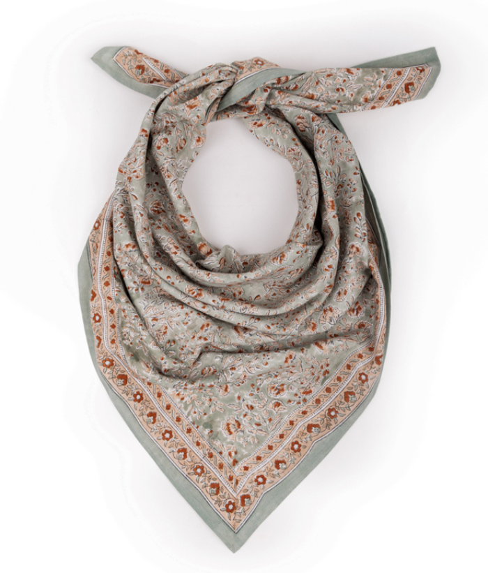 Grand foulard fleuri - Sarika Matcha